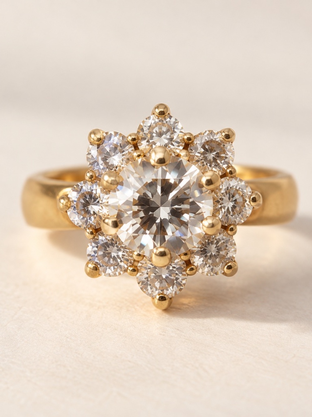 Engagement ring - Picture 3 of 3